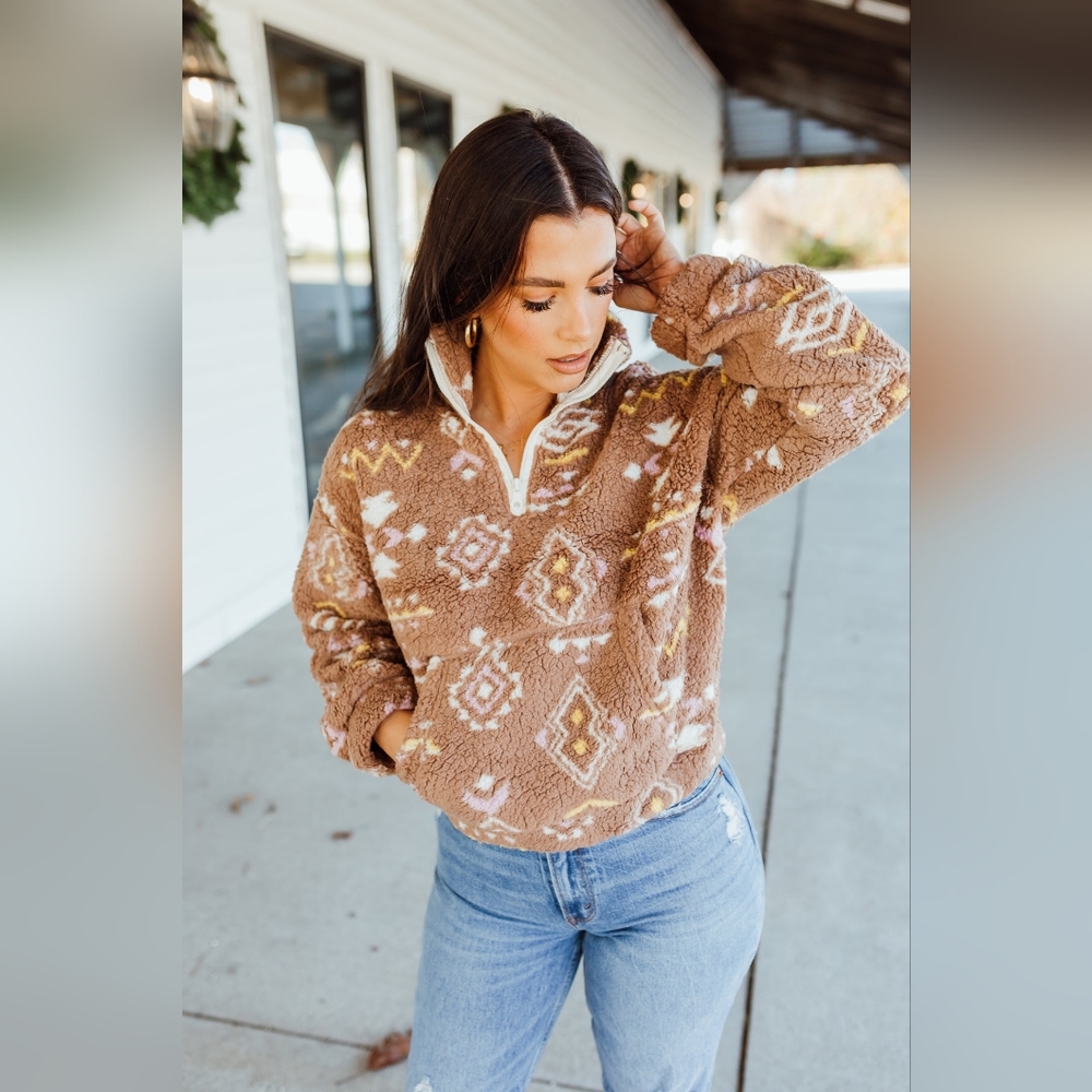 LOVE TREE Josephine Sherpa Pullover Quarter Zip Sweatshirt Size M